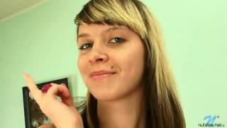 Tan blonde beauty fingers her ...