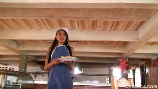 Corizo Saleswoman